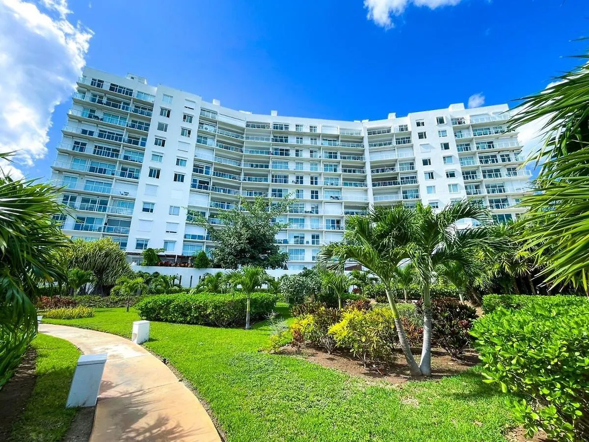 Punta Me Luxury Apartment Beach Front & Ocean View In The Best Location Of Cancun