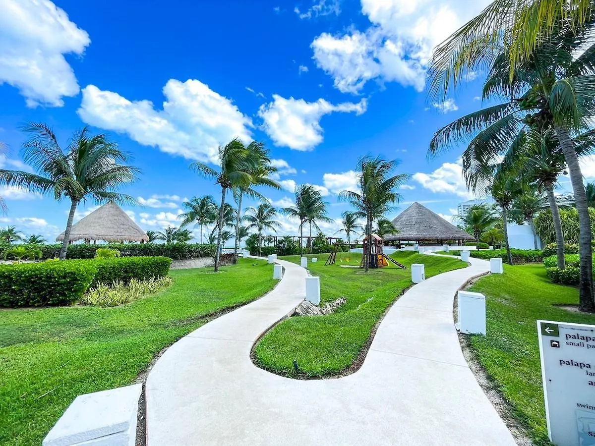 Punta Me Luxury Apartment Beach Front & Ocean View In The Best Location Of Cancun