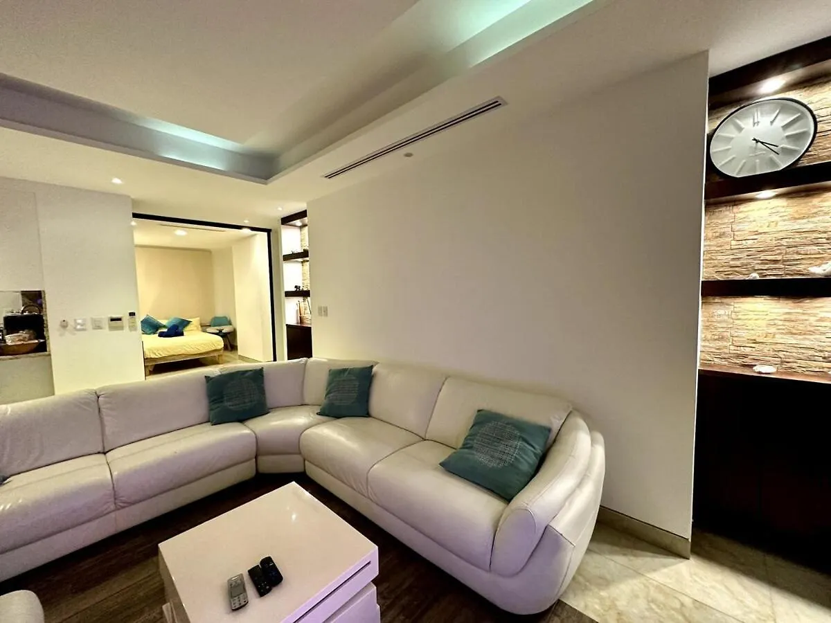 Punta Me Luxury Apartment Beach Front & Ocean View In The Best Location Of Cancun