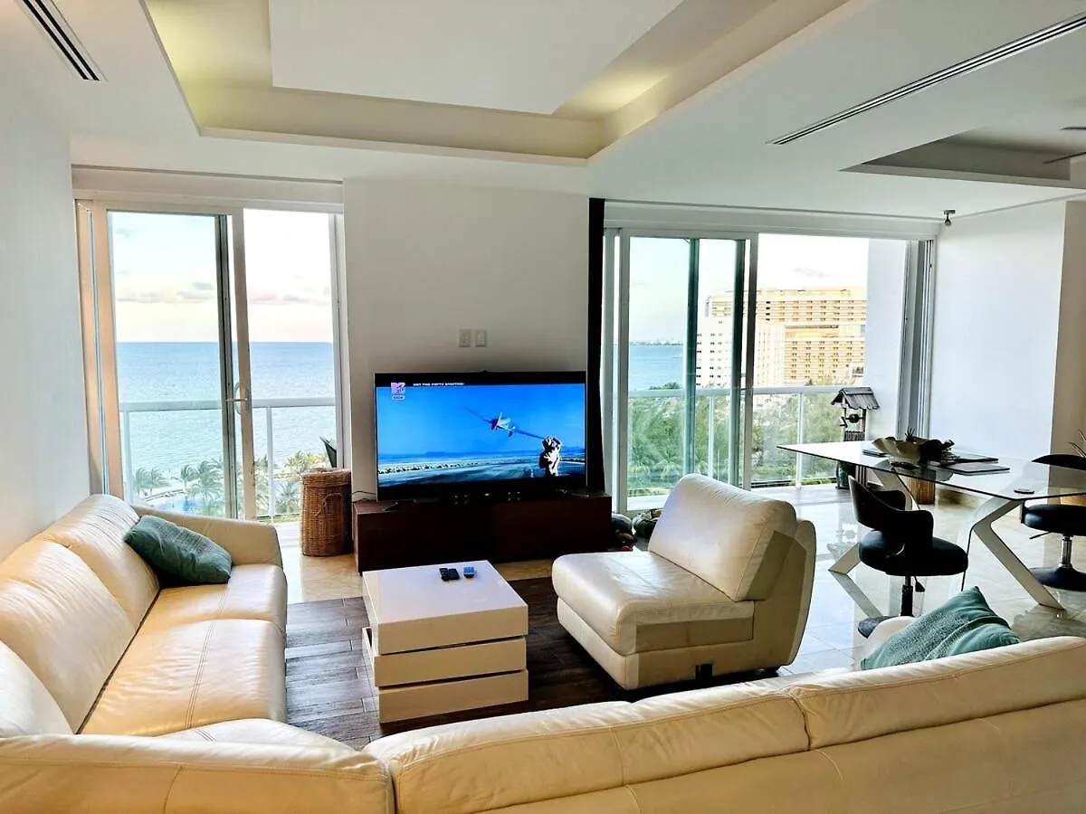 Punta Me Luxury Apartment Beach Front & Ocean View In The Best Location Of كانكون 0*,  المكسيك