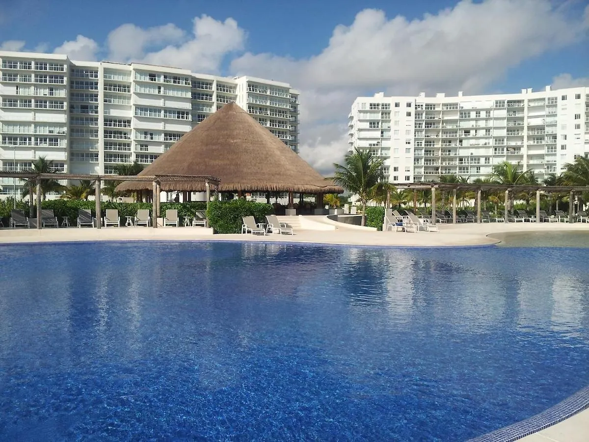 Punta Me Luxury Apartment Beach Front & Ocean View In The Best Location Of كانكون 0*,